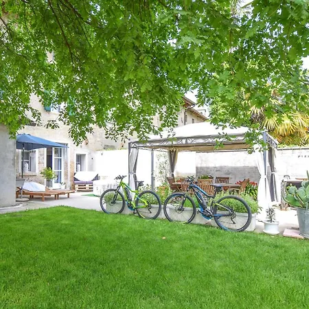 Apartment Lovely In Rivignano With Kitchen